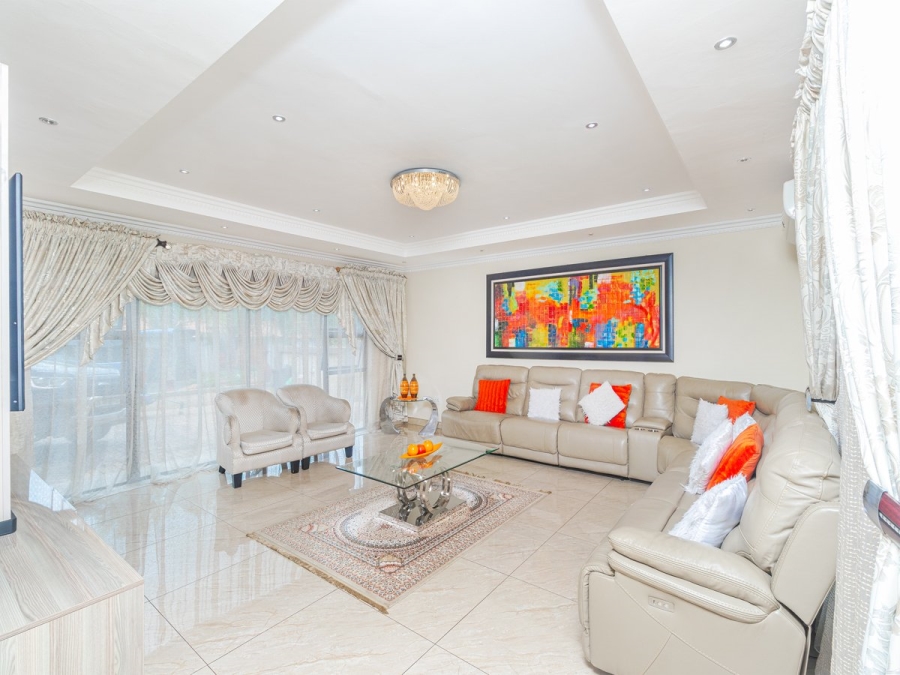 4 Bedroom Property for Sale in Xanadu North West